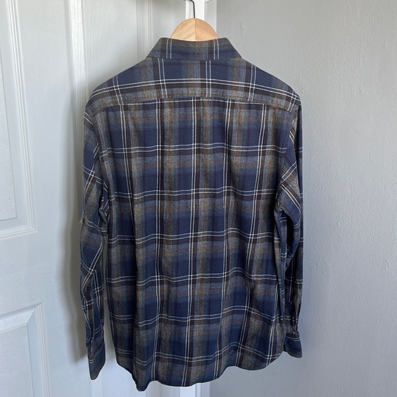 Joseph Abboud Plaid Button-Up Shirt - Picture 2 of 3